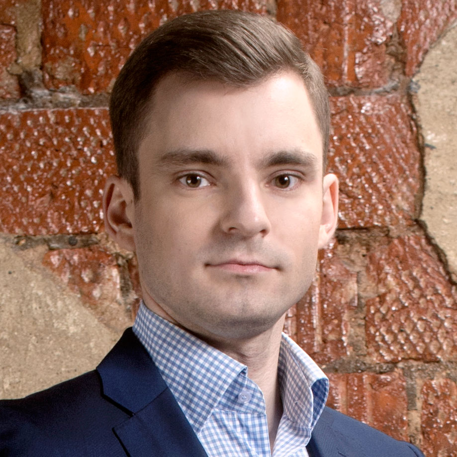Михаил Левин